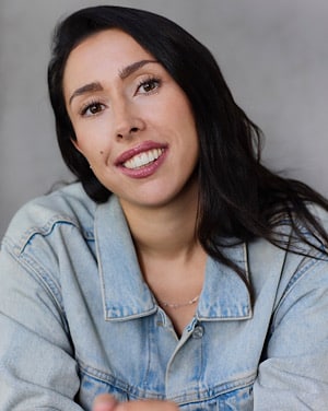 ELENA CARYS-THOMASdirector